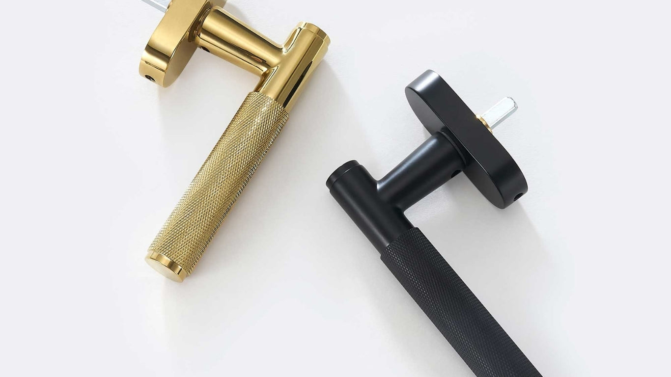 Fenstergriffe C01-191C | Gerändelt | Schwarz