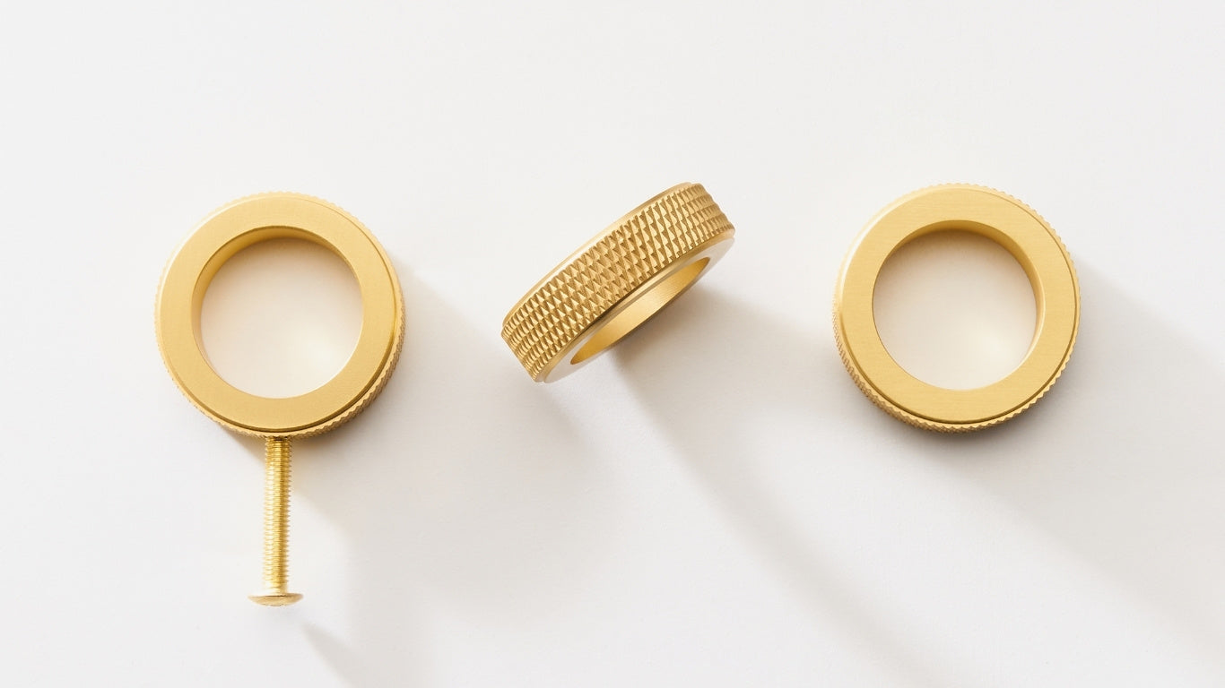 Knopf CH059B | Gerändelt | Messing