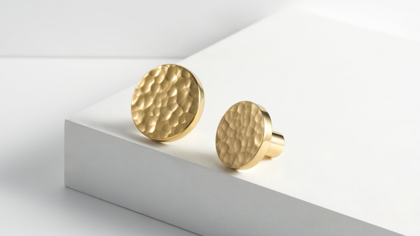 Knob CH014H | Hammered | Brass