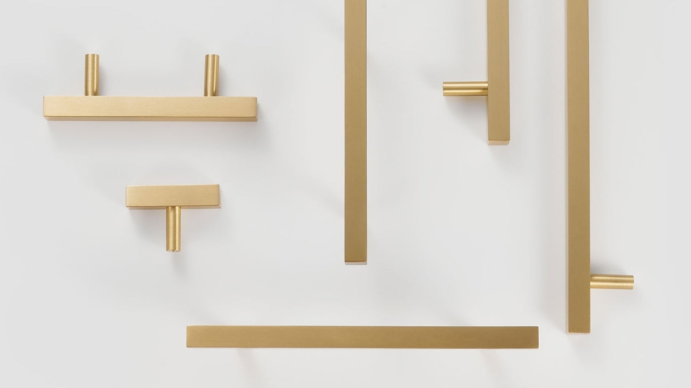 Greb CH012 | Kvadrat | Messing