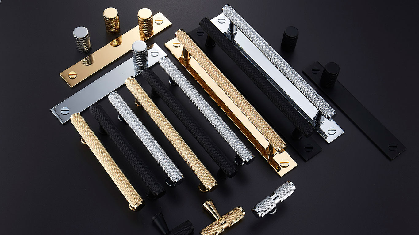 Knopp 1040 | Lättrad | Krom