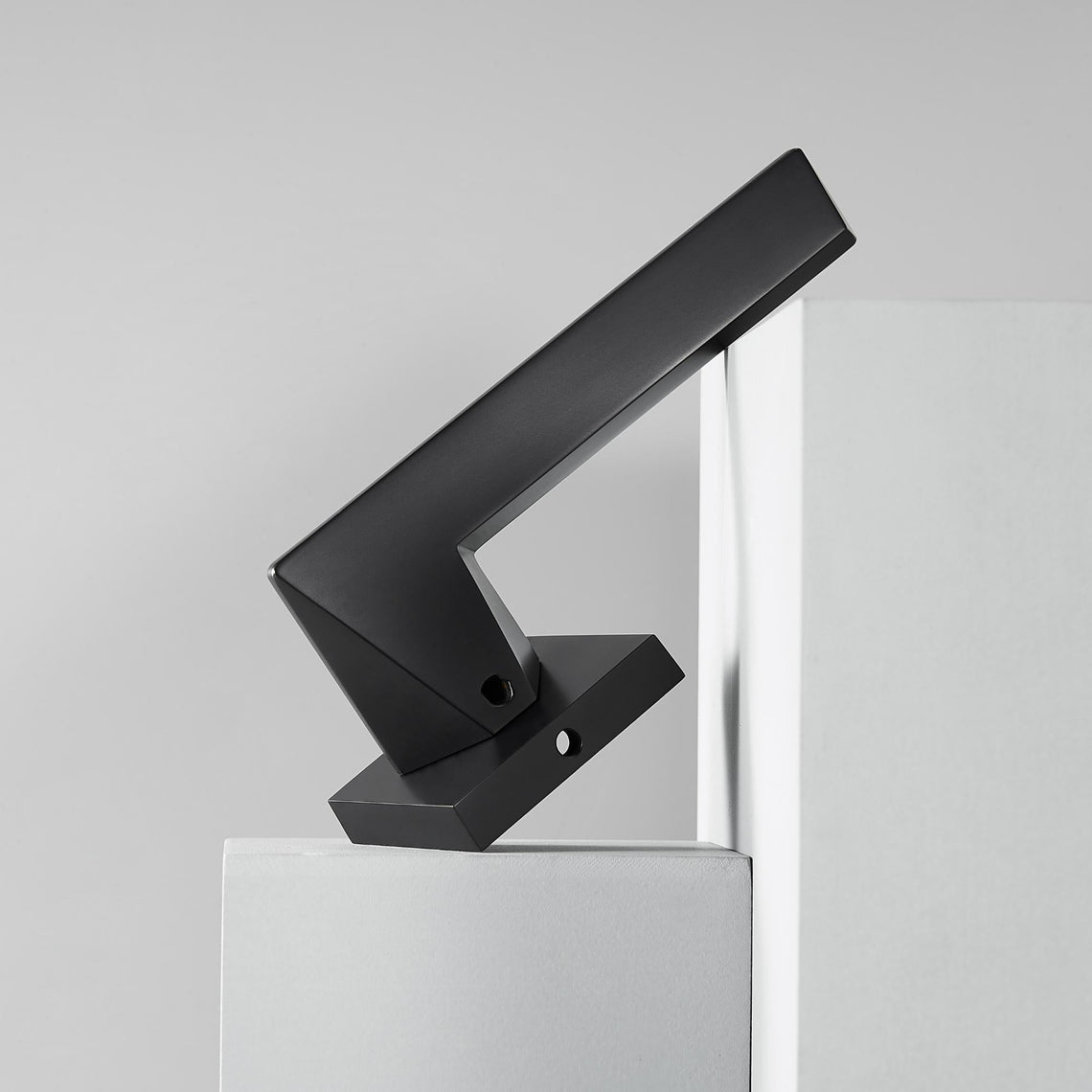 Dörrhandtag  A304B-204 i svart