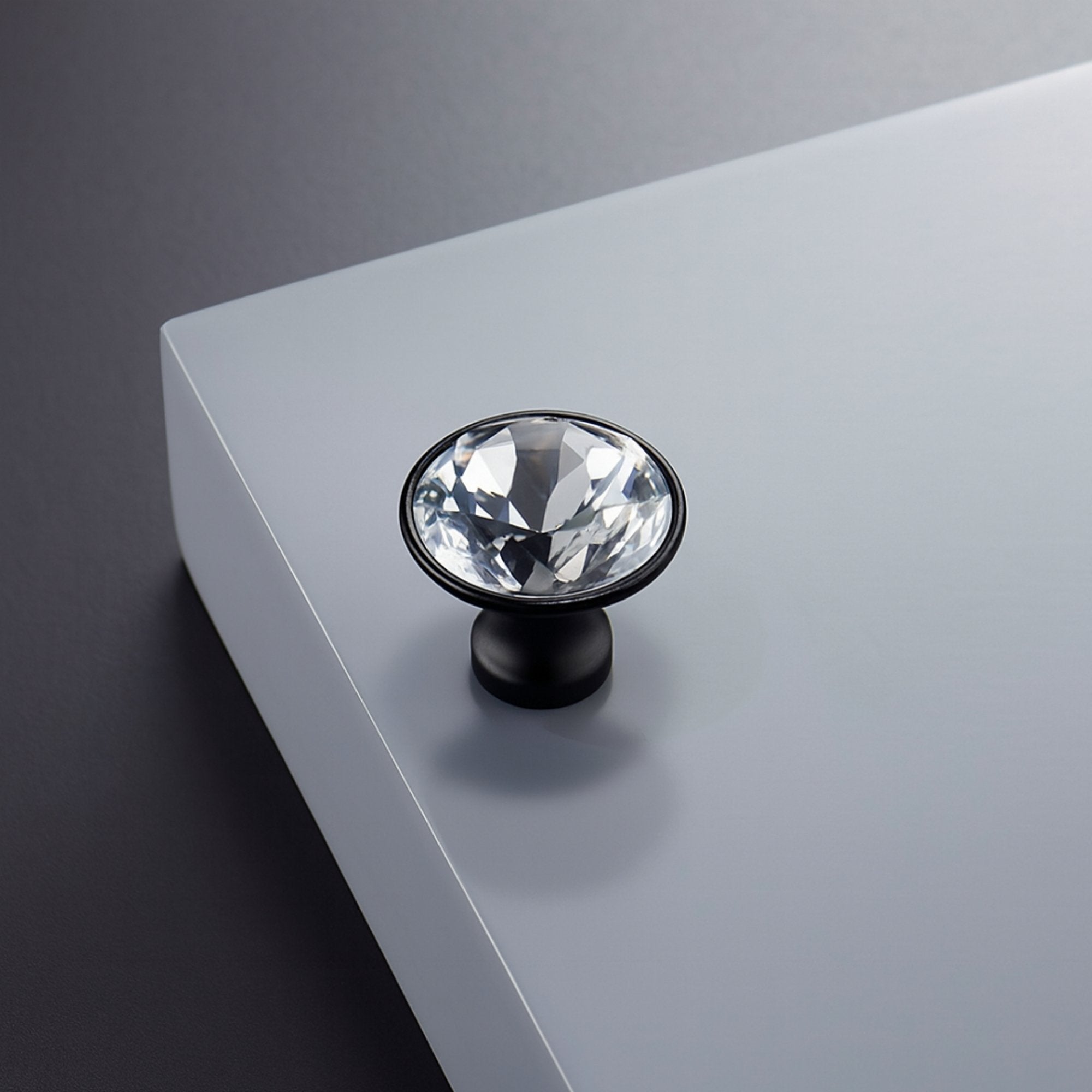 Knopp 1044 | Kristall | Svart