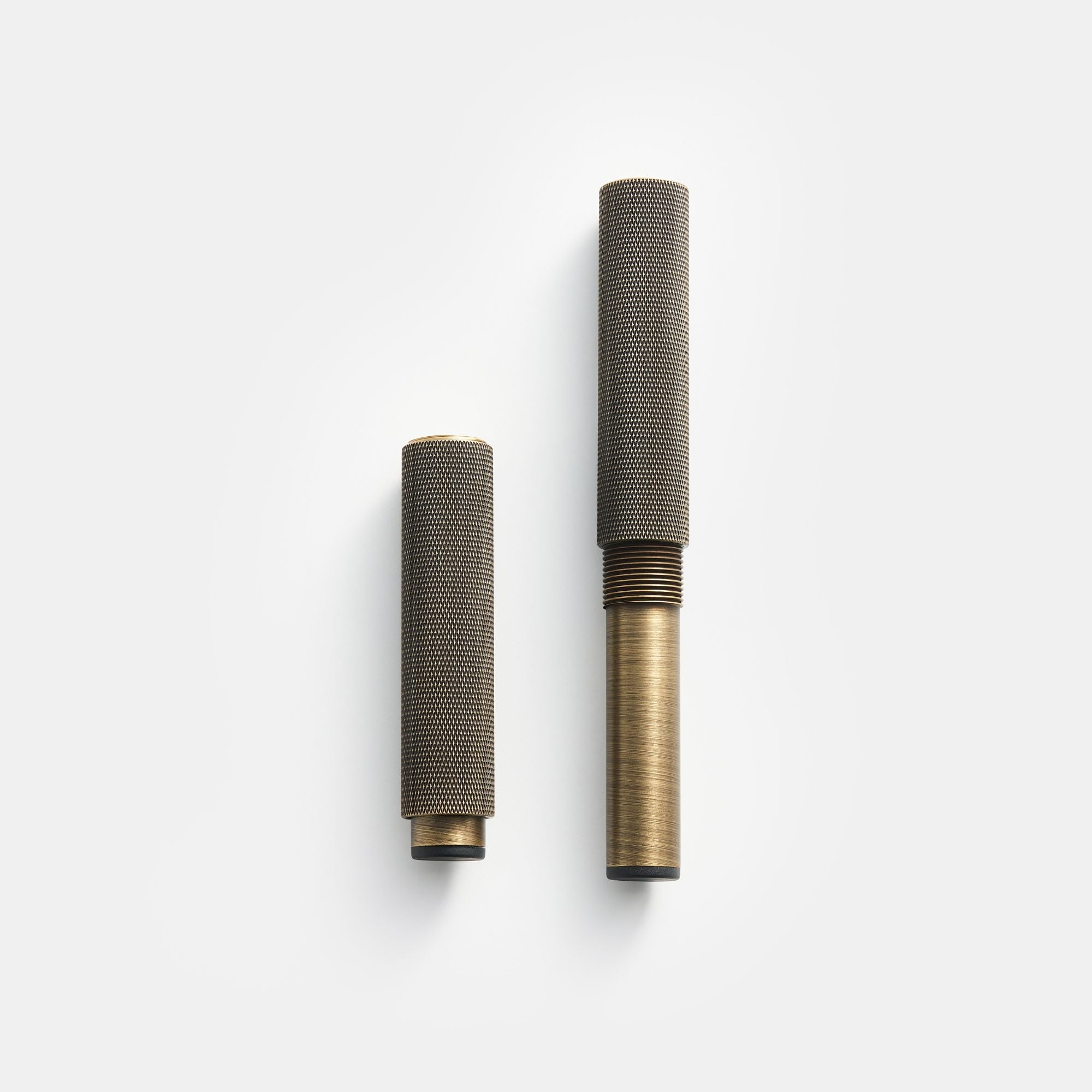 Möbelben dl001 i antik mässing - detalj