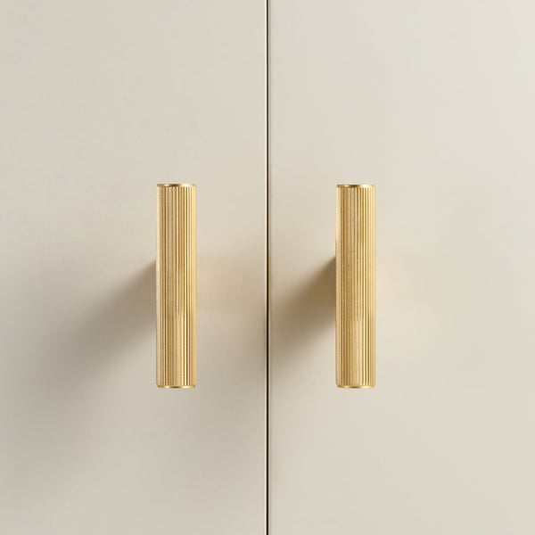 T-bar CH052 | Räfflad | Mässing