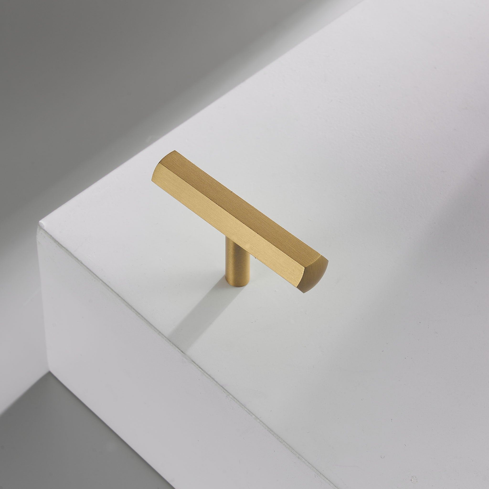 T-bar 3106 | Hexagon | Mässing - Dooroom
