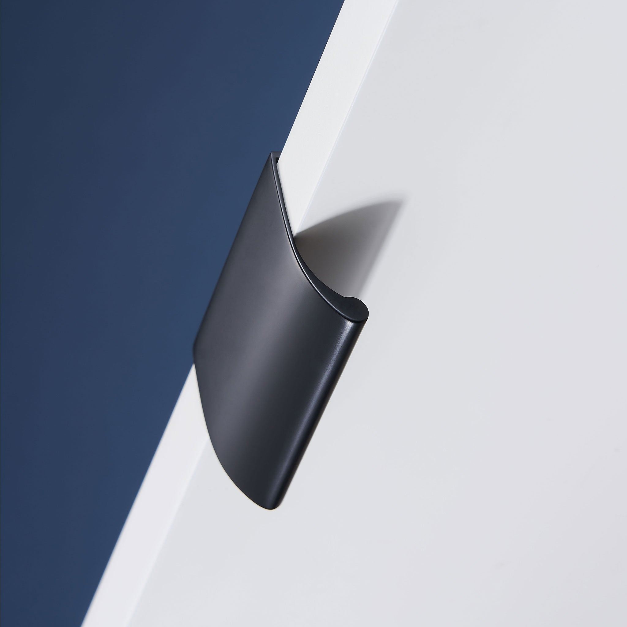 Matt Svart - Dooroom